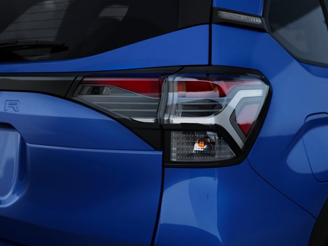 New 2026 DAYBREAK BLUE PEARL Subaru Limited image 12