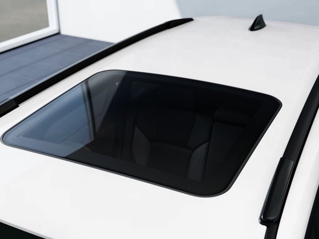 New 2026 Crystal White Pearl Subaru Sport Hybrid image 13