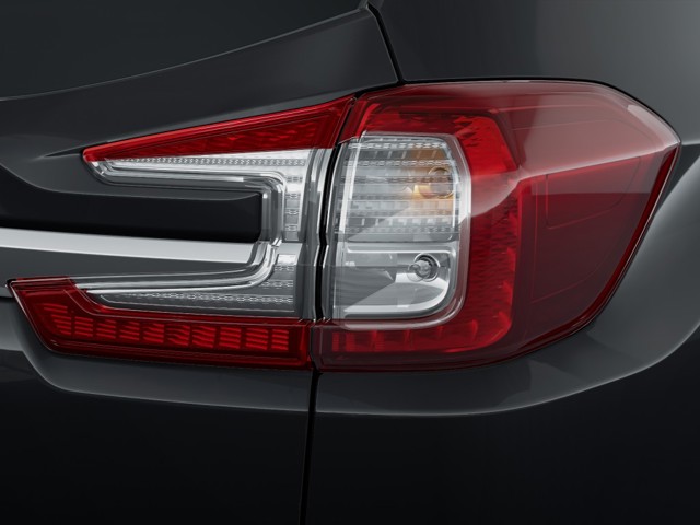 New 2026 CRYSTAL BLACK SILICA Subaru Limited 7-Passenger image 12