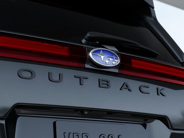 New 2026 CRYSTAL BLACK SILICA Subaru Touring image 11