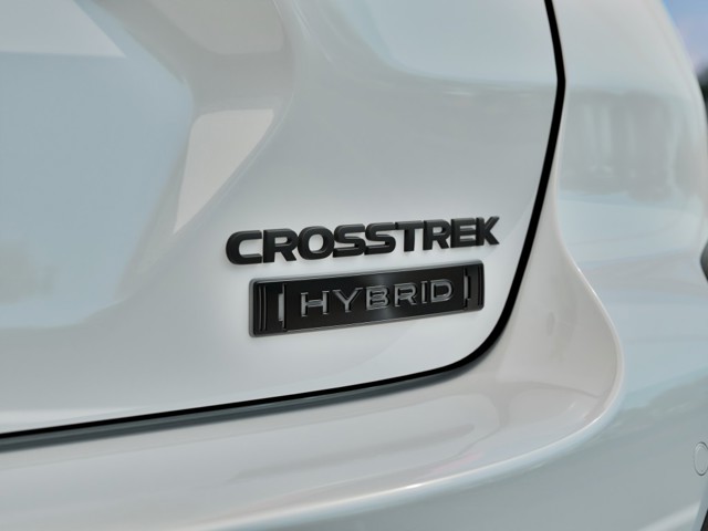 New 2026 CRYSTAL WHITE PEARL Subaru Limited Hybrid image 11