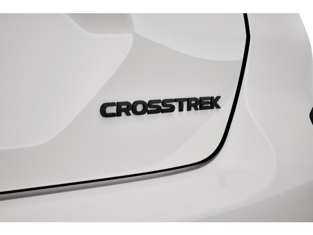 New 2027 CRYSTAL WHITE PEARL Subaru Premium image 12